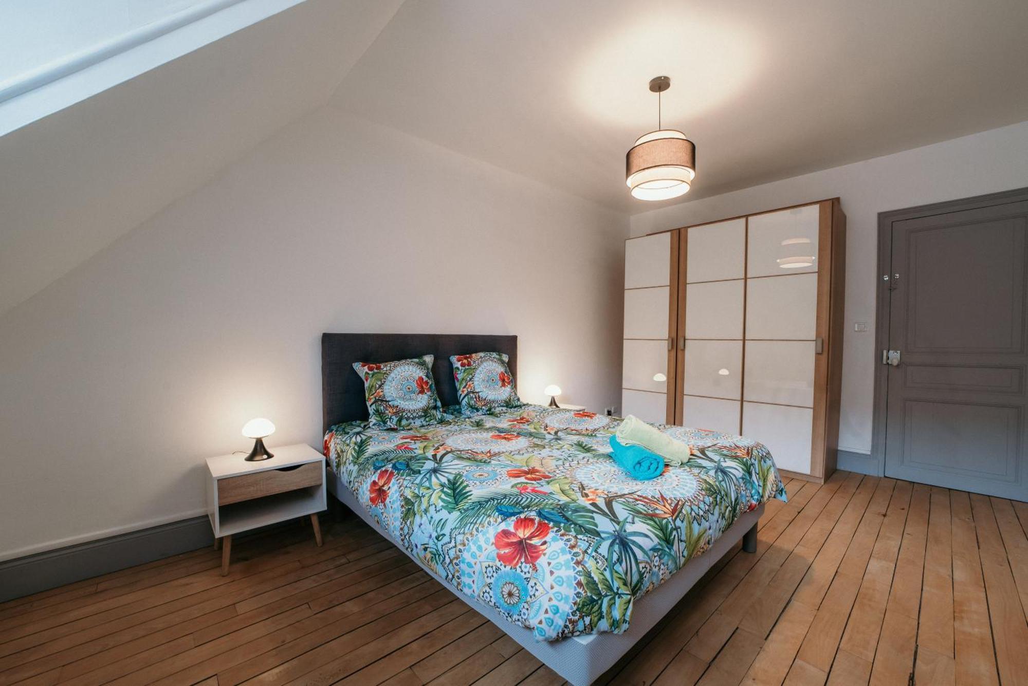 Appartement D'Aubilly Hyper Centre-Ville Charleville-Mézières Esterno foto