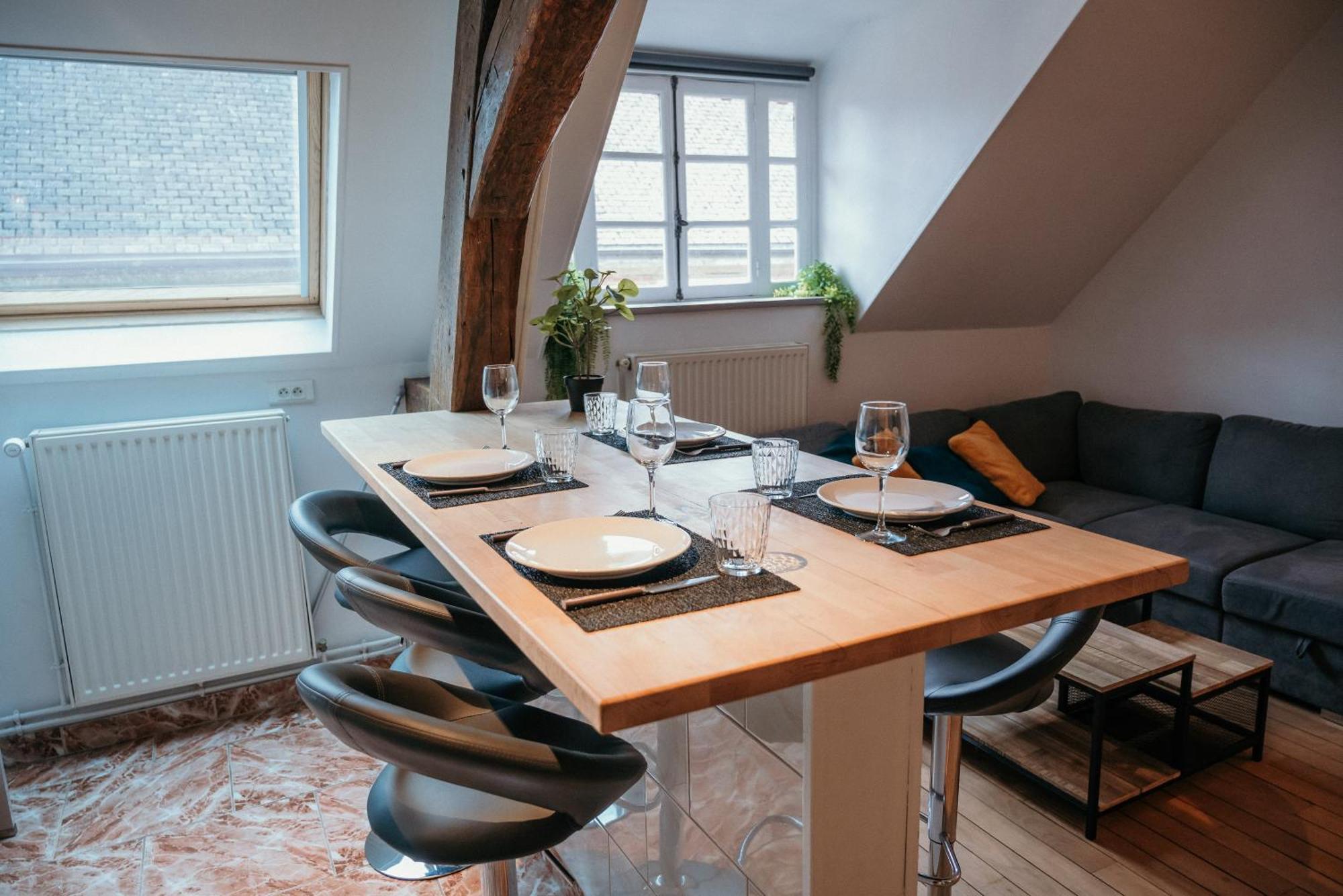 Appartement D'Aubilly Hyper Centre-Ville Charleville-Mézières Esterno foto